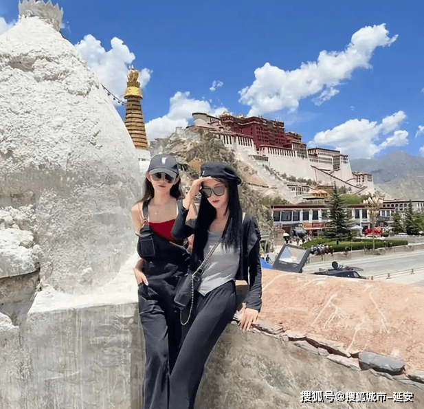 团私人定制游西藏精致小团报名热线j9九游会登录西藏5天4晚品质(图2) 团私人定制游西藏精致小团报名热线j9九游会登录西藏5天4晚品质(图2)